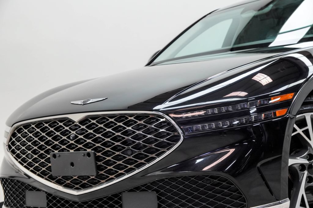 Used 2023 Genesis G90 3.5T AWD/4WD image 2