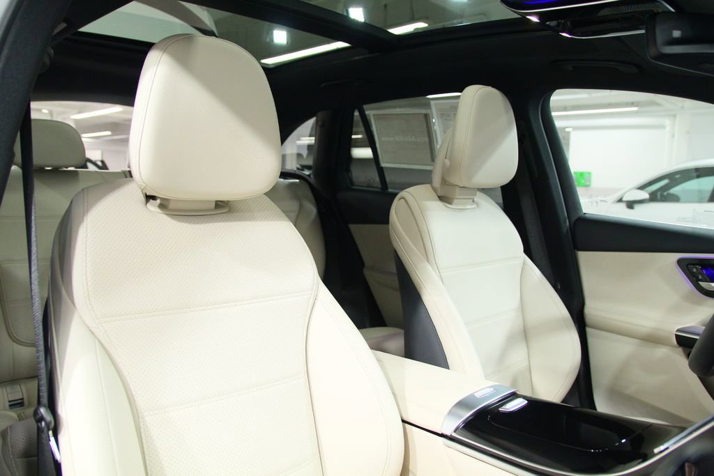 Certified 2026 Mercedes-Benz GLC 300 4MATIC image 23