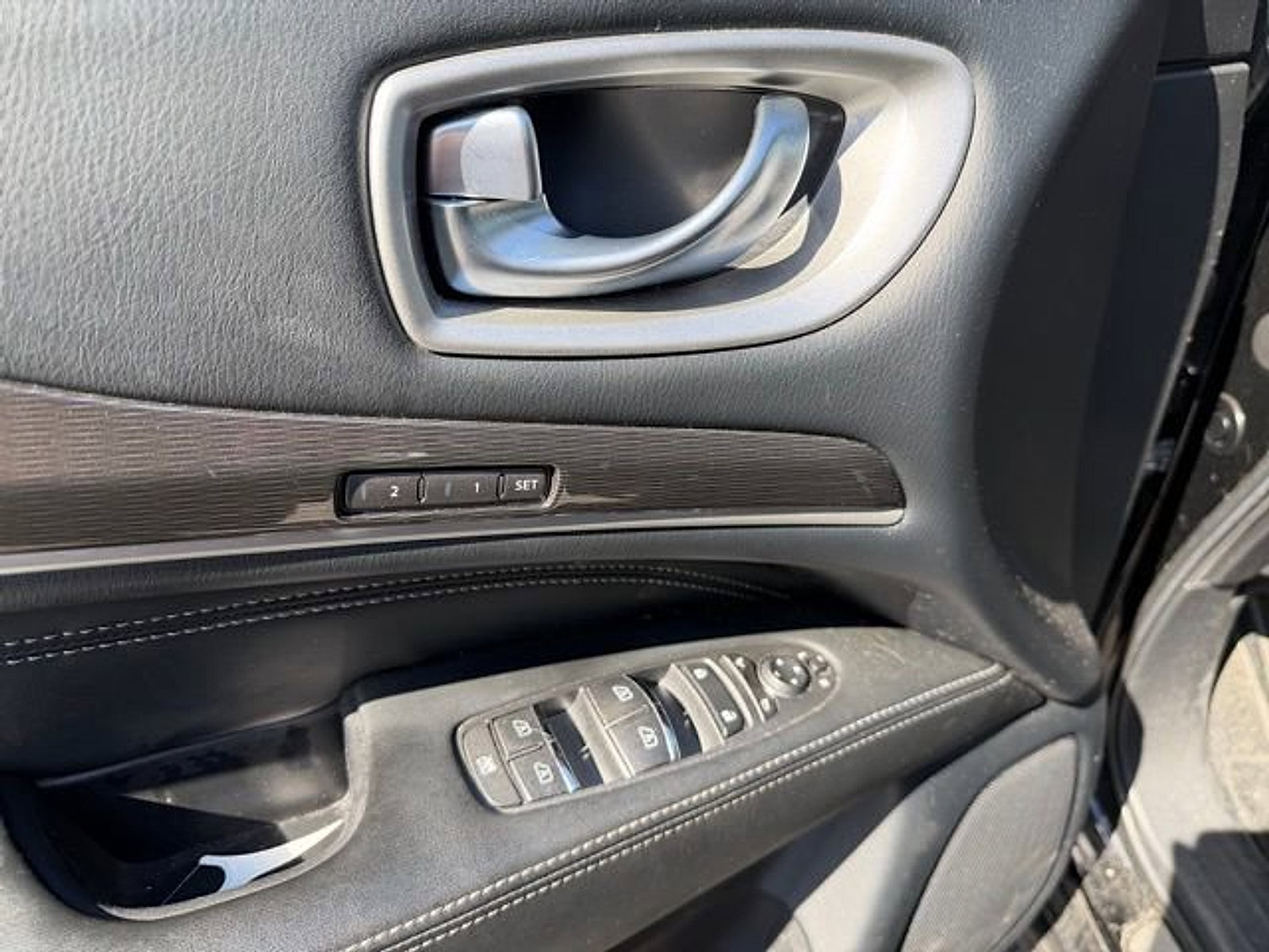 Used 2020 INFINITI QX60 Luxe AWD/4WD image 11