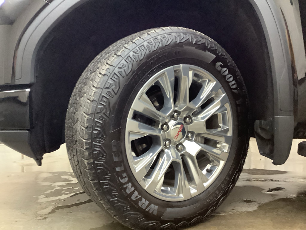 Used 2023 GMC Sierra 1500 Denali w/ Technology Package image 32