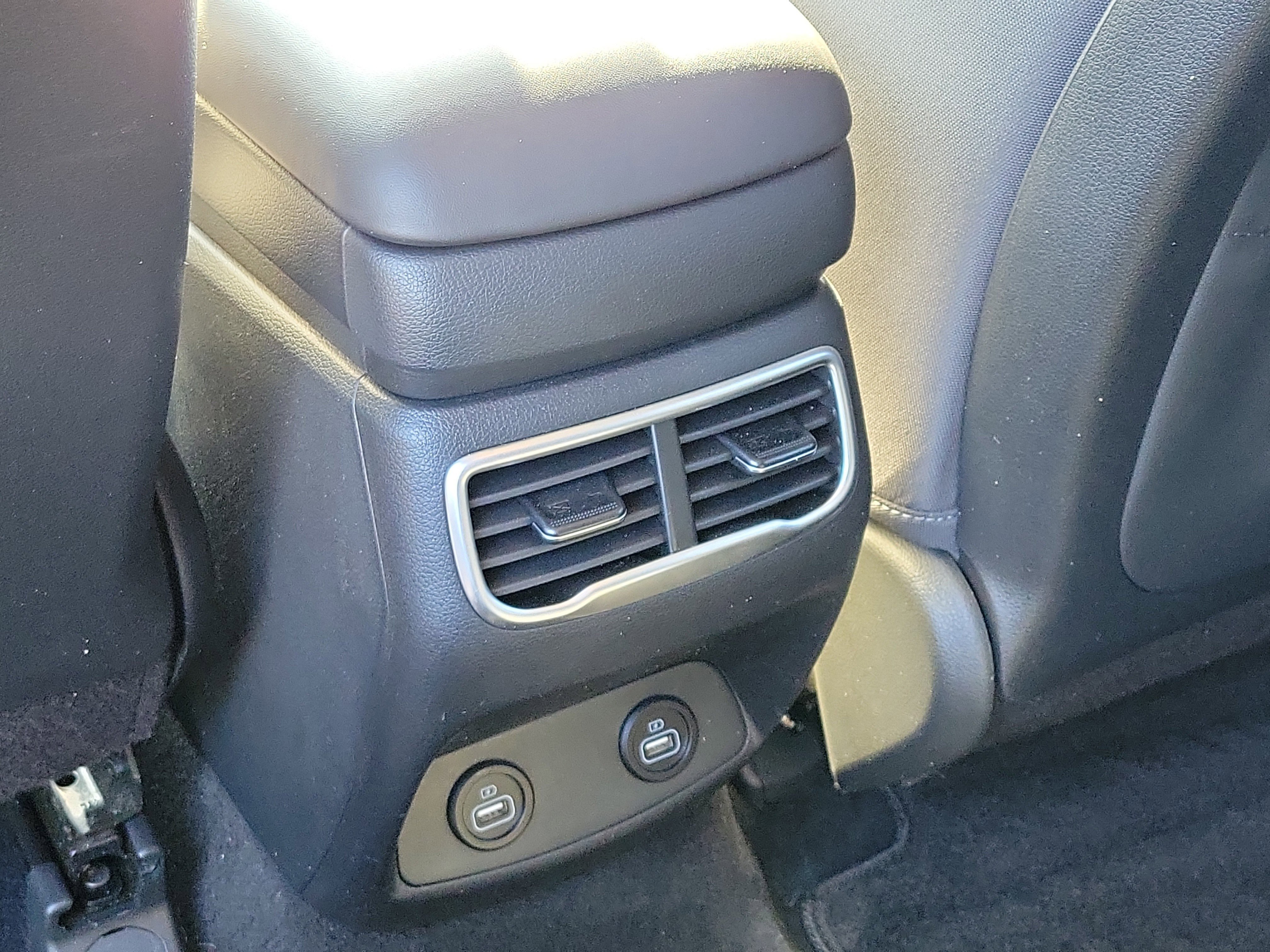 Used 2023 Hyundai Santa Fe SEL w/ Cargo Package FWD image 15