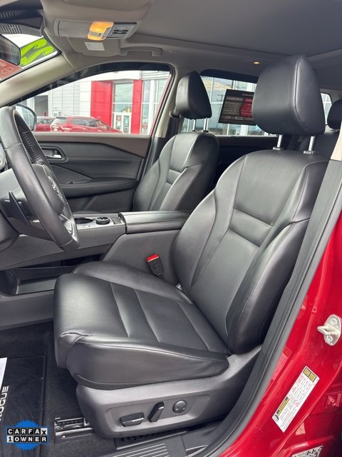 Certified 2022 Nissan Rogue SV w/ SV Premium Package image 9