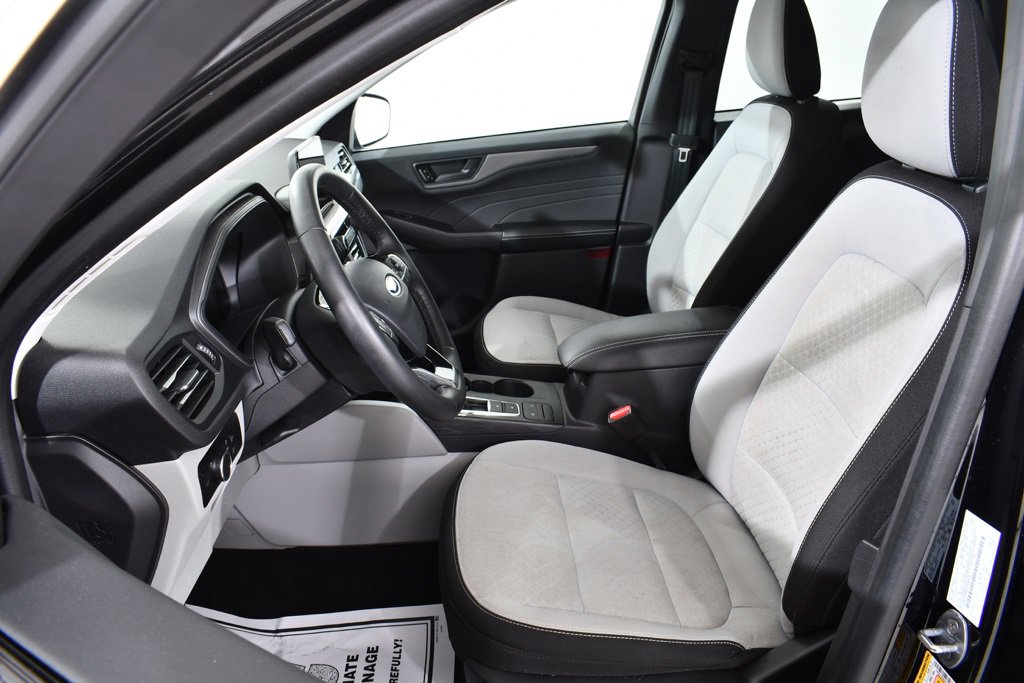 Used 2023 Ford Escape Active image 6