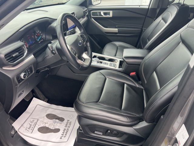 Used 2023 Ford Explorer XLT w/ Equipment Group 202A image 20