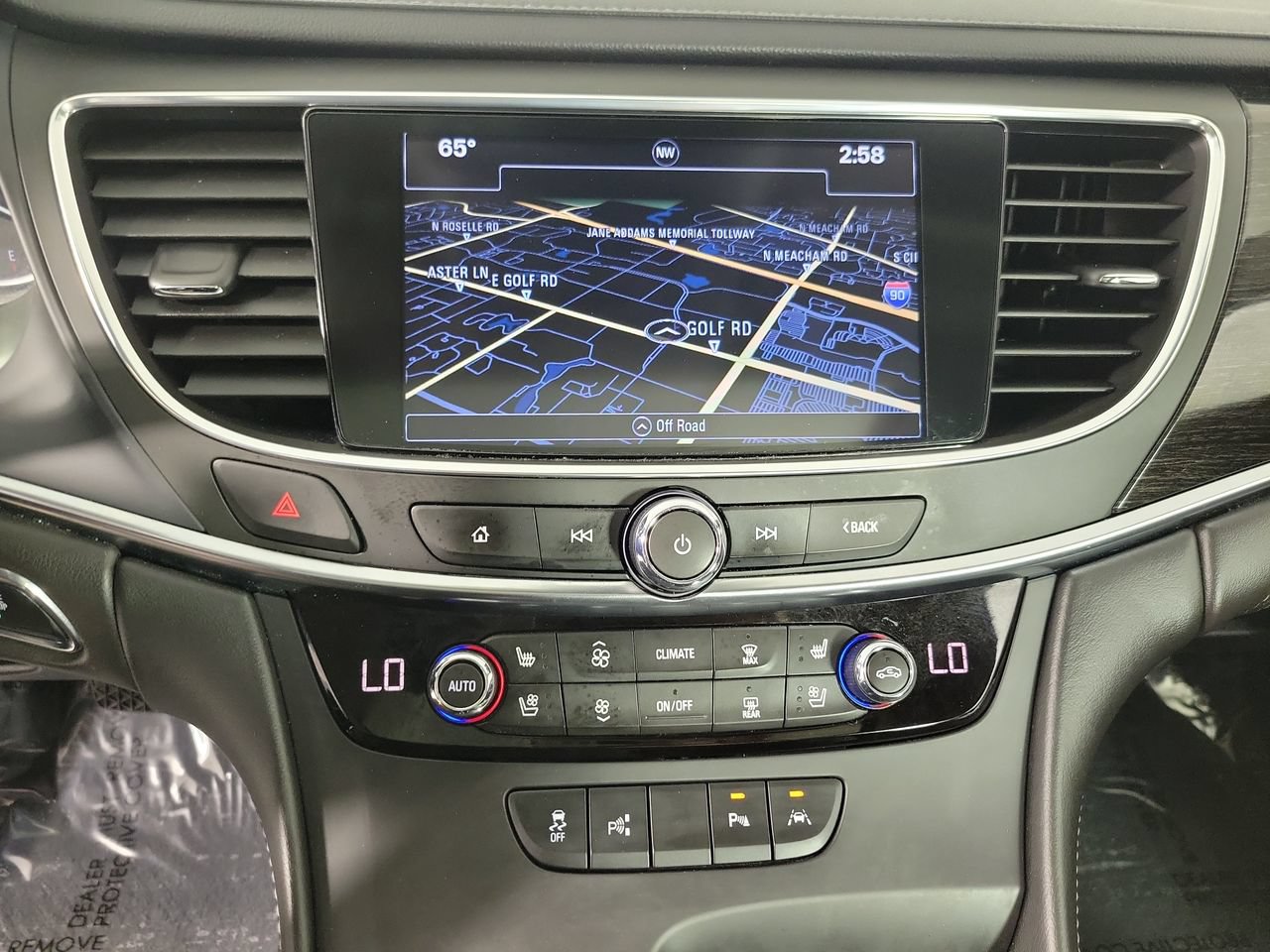 Used 2017 Buick LaCrosse Premium w/ Driver Confidence Package #2 FWD image 11