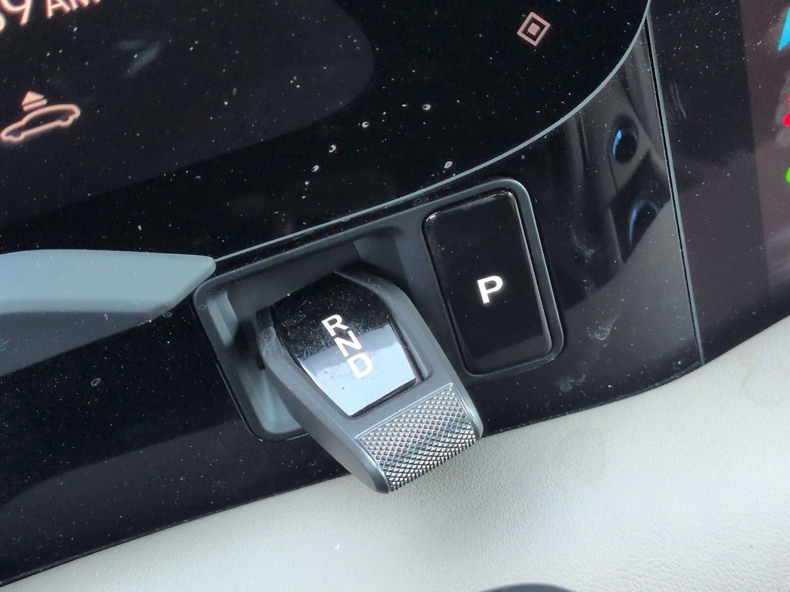 Certified 2025 Porsche Taycan 4 Cross Turismo image 21