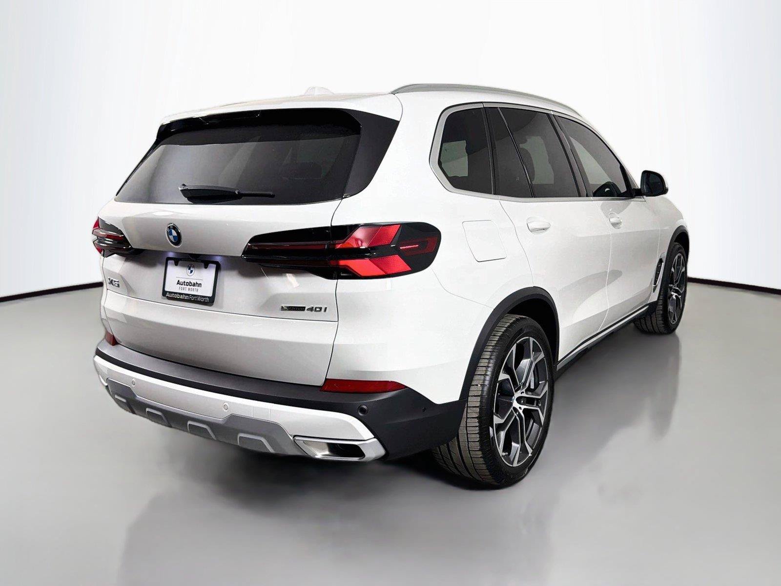 New 2026 BMW X5 sDrive40i w/ Climate Comfort Package RWD image 5