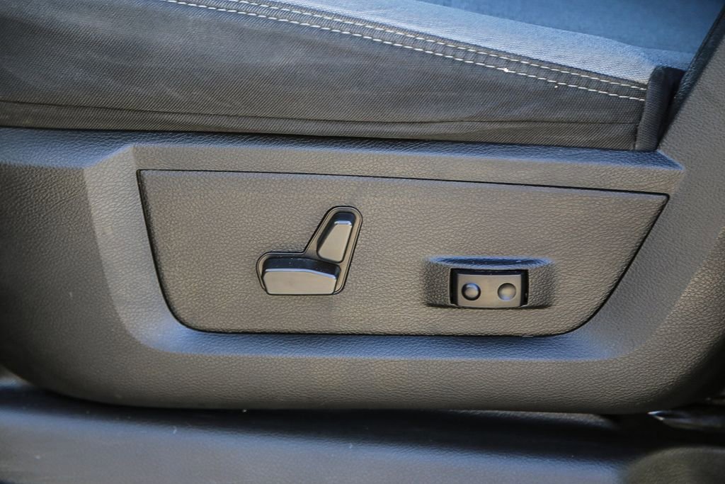 Certified 2022 RAM 2500 Big Horn w/ Safety Group B image 22