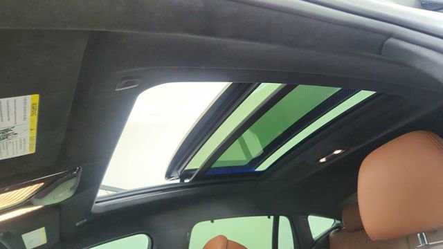 Used 2023 BMW X6 xDrive40i w/ Executive Package image 56