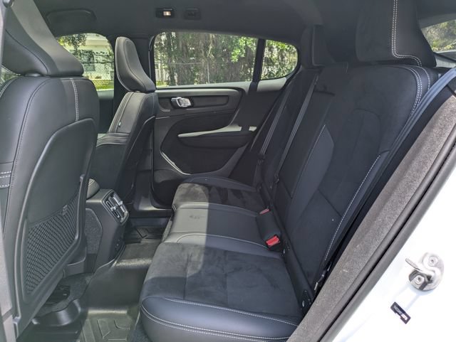 Certified 2023 Volvo C40 P8 Recharge Ultimate AWD/4WD image 18
