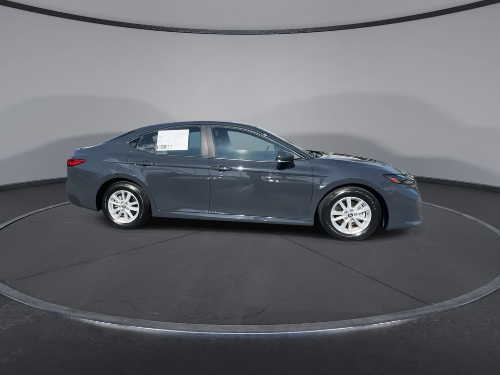 Used 2025 Toyota Camry LE FWD image 3