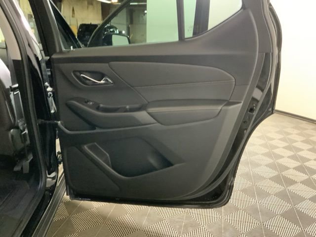Used 2020 Chevrolet Traverse RS FWD image 31