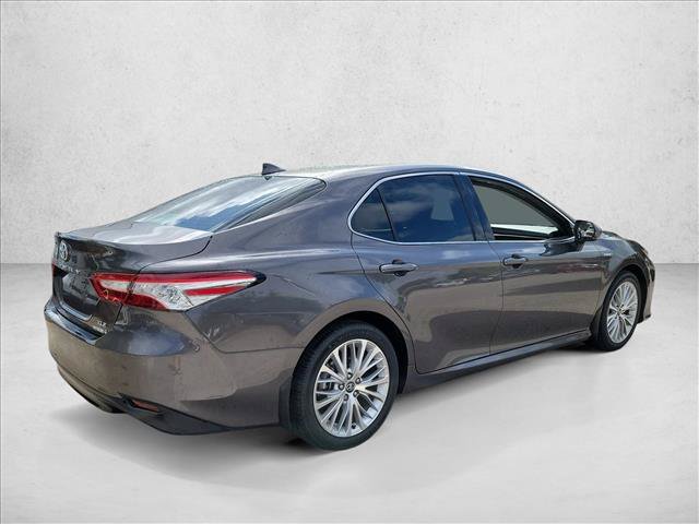 Used 2020 Toyota Camry XLE FWD image 5
