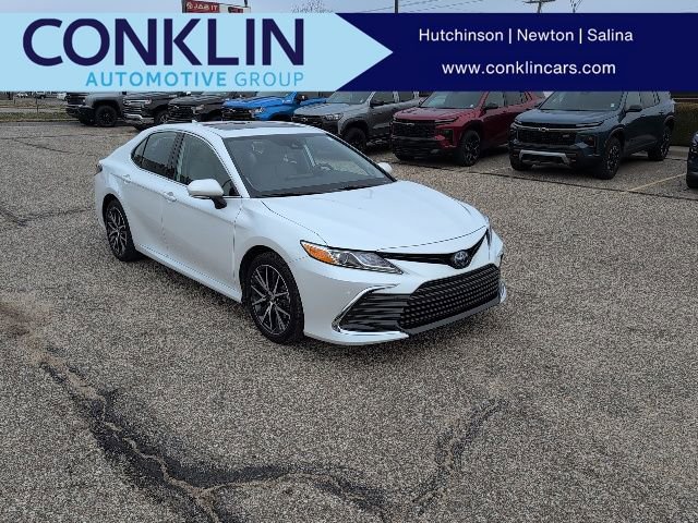 Used 2022 Toyota Camry XLE
