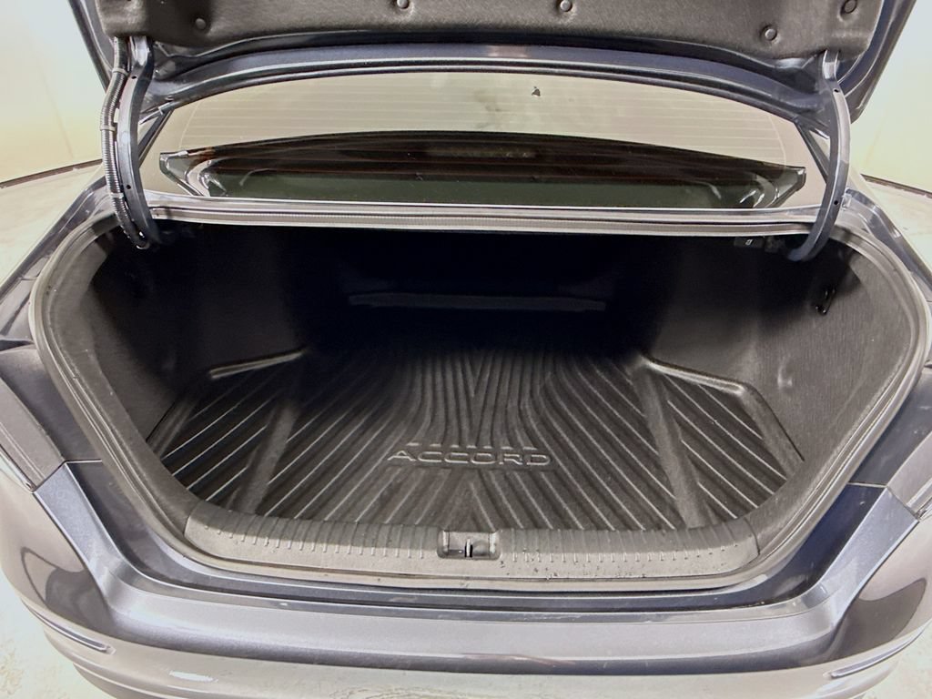 Certified 2025 Honda Accord LX image 28