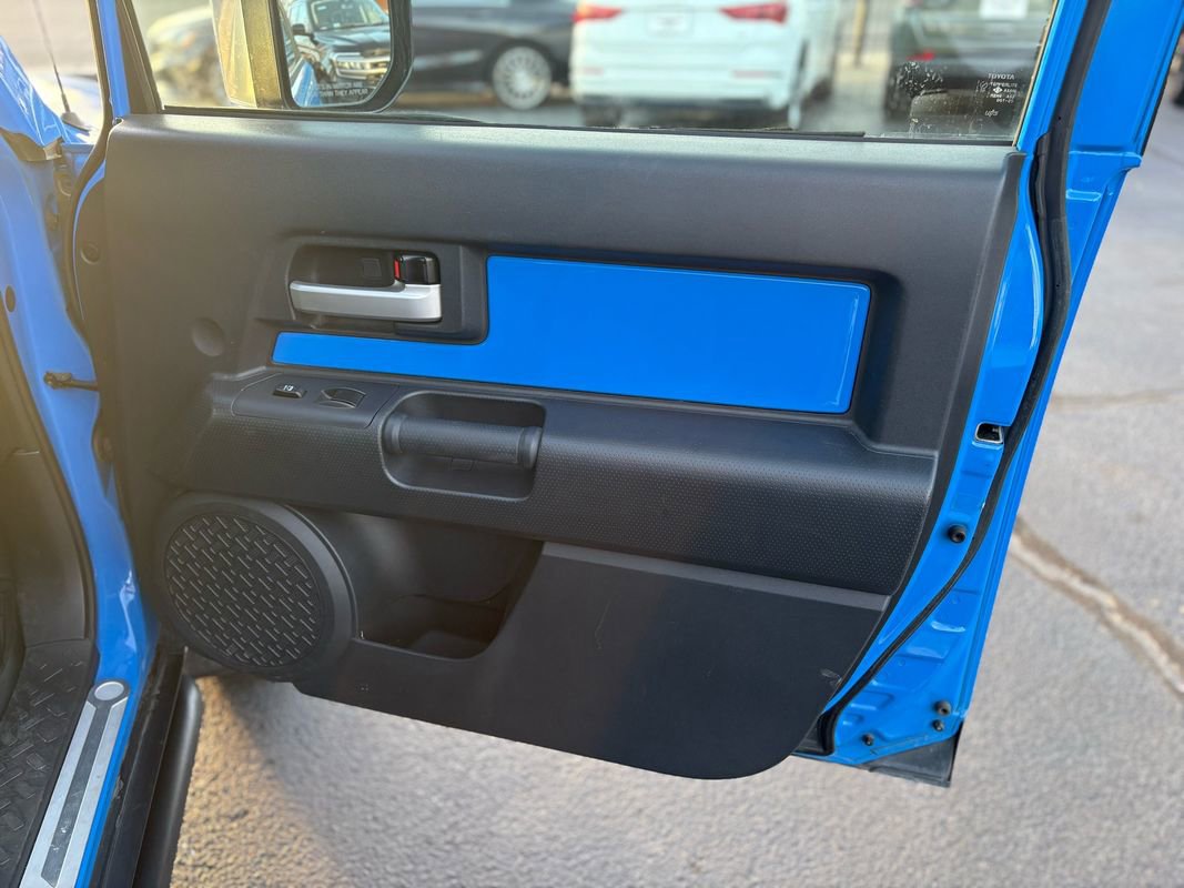 Used 2007 Toyota FJ Cruiser 4WD image 20