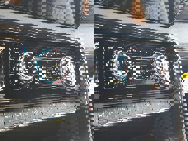 New 2026 GMC Sierra 1500 AT4 w/ Technology Package image 25