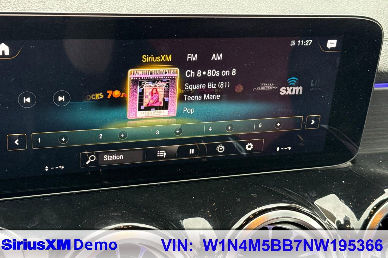 Certified 2022 Mercedes-Benz GLB 35 AMG GLB 35 AMG image 38