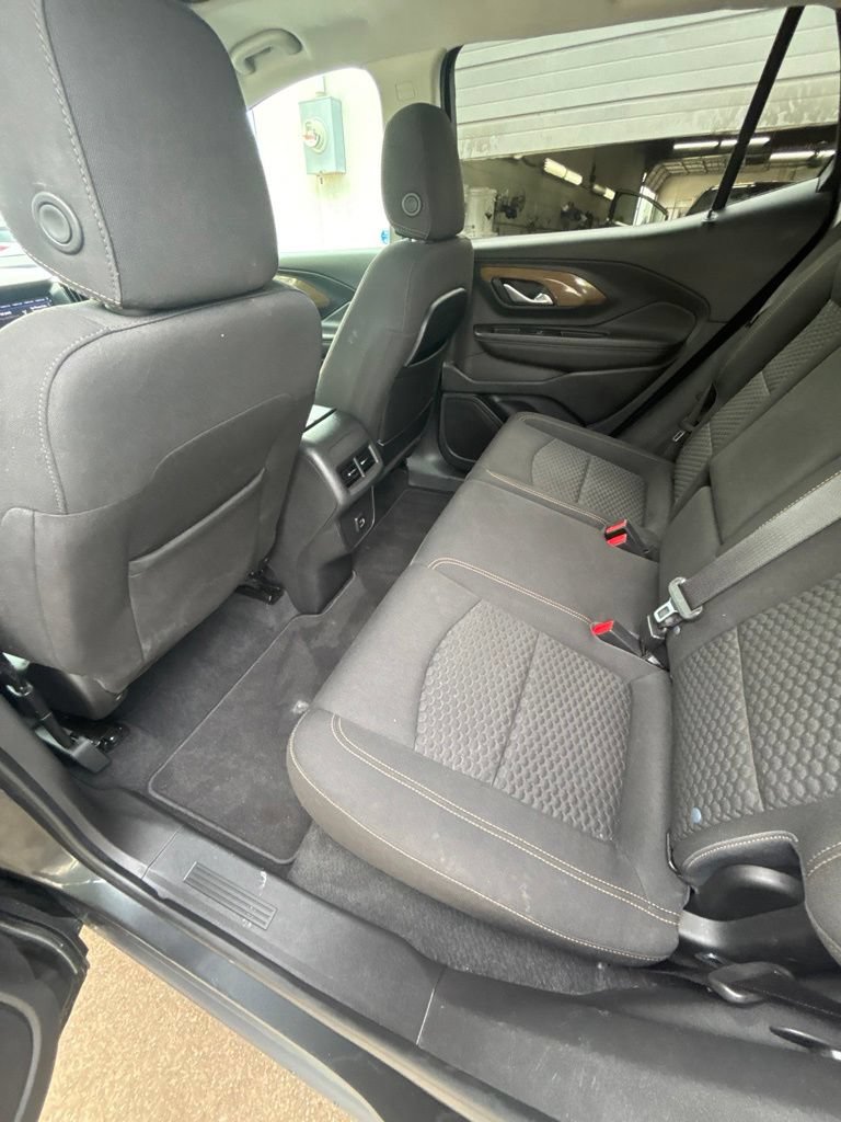 Used 2020 GMC Terrain SLE w/ Driver Convenience Package FWD image 15
