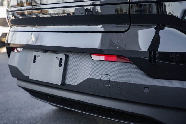 New 2026 Volvo EX30 Plus w/ Climate Package image 7