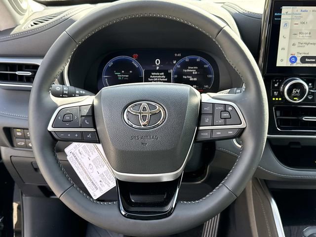 Used 2026 Toyota Highlander Platinum AWD/4WD image 19