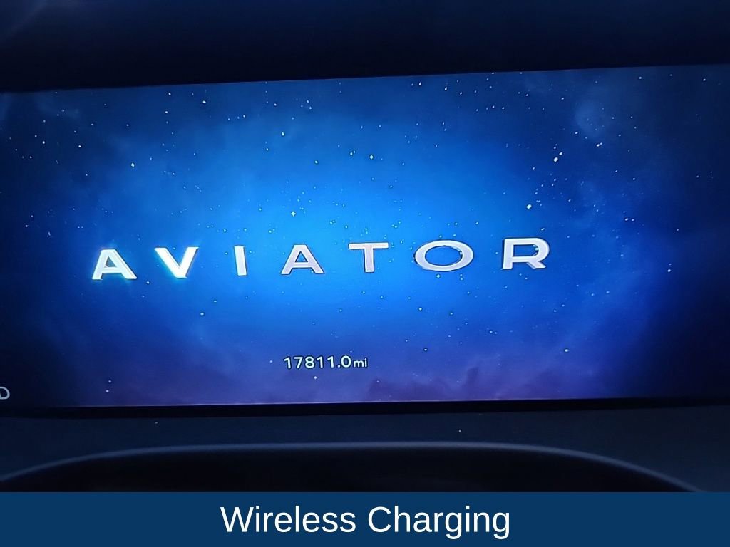 Used 2025 Lincoln Aviator AWD image 16