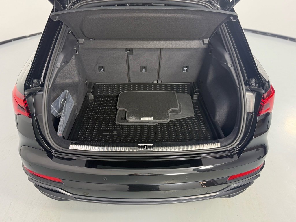 Used 2022 Audi Q3 2.0T Premium Plus image 8