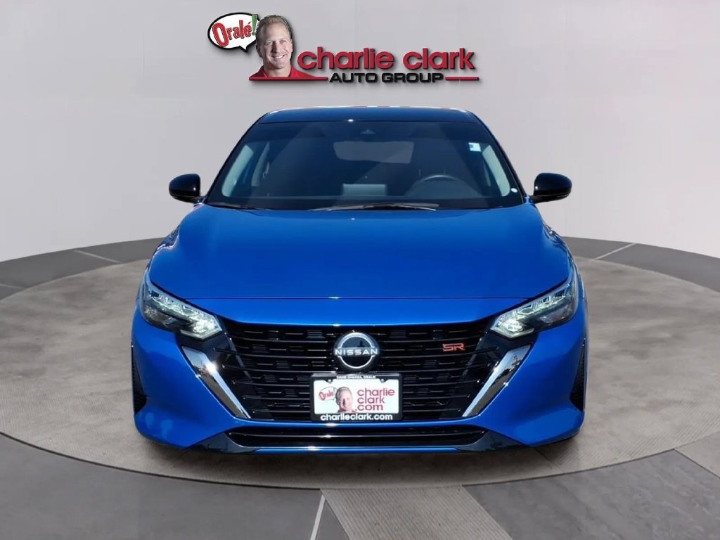 Used 2025 Nissan Sentra SR FWD image 8