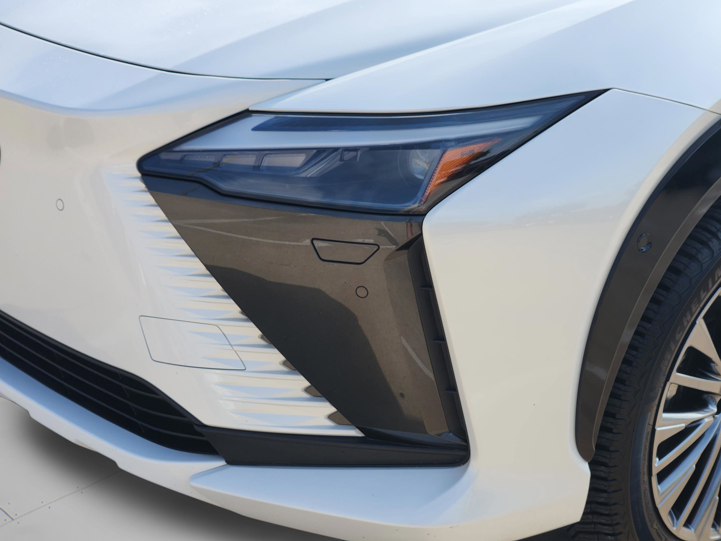 Used 2023 Lexus RZ 450e Premium w/ Accessory Package (Z1) image 36