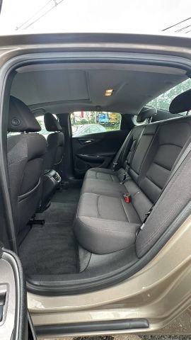 Used 2022 Chevrolet Malibu LT FWD image 15