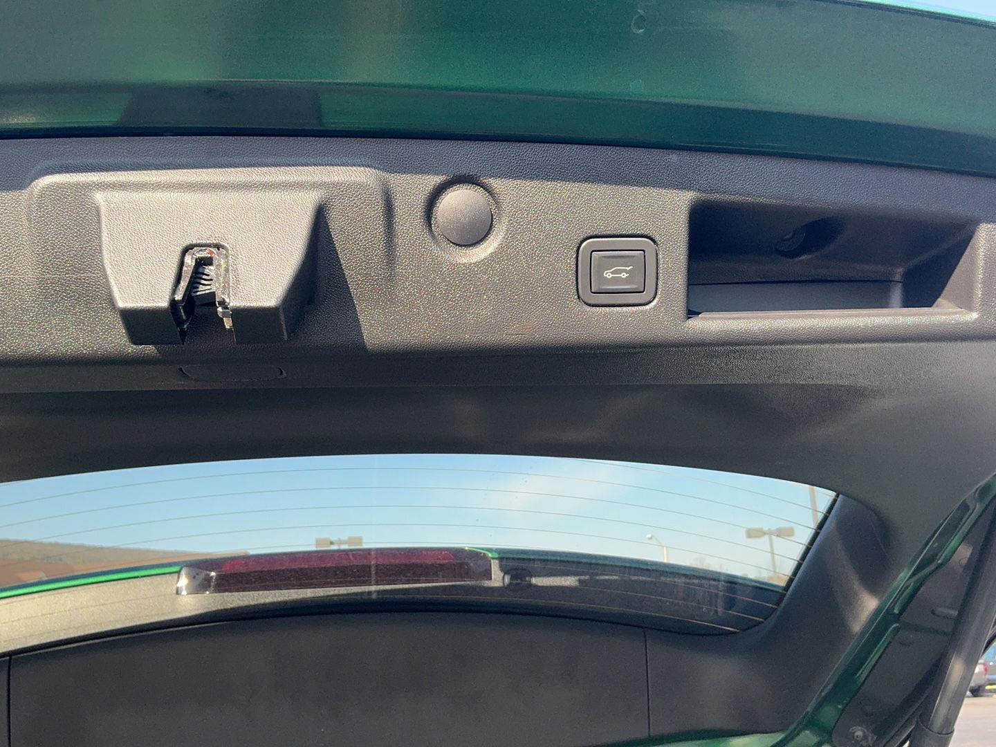 Used 2019 Chevrolet Equinox LT AWD/4WD image 32