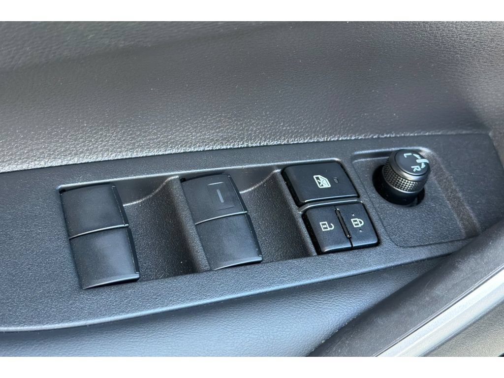 Certified 2025 Toyota Corolla SE w/ SE Premium Package FWD image 12