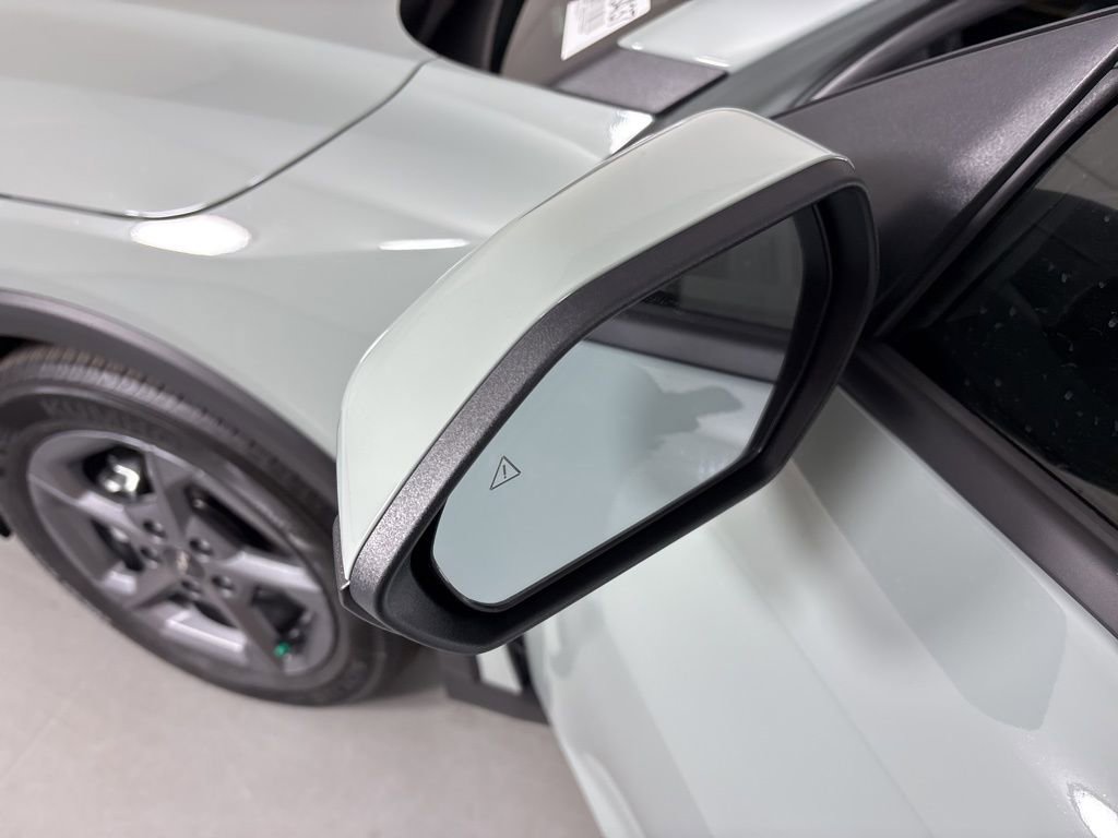 New 2026 Kia K4 LXS image 13