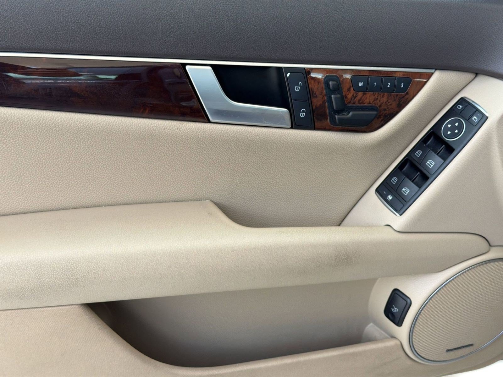 Used 2012 Mercedes-Benz C 300 4MATIC Sedan image 13