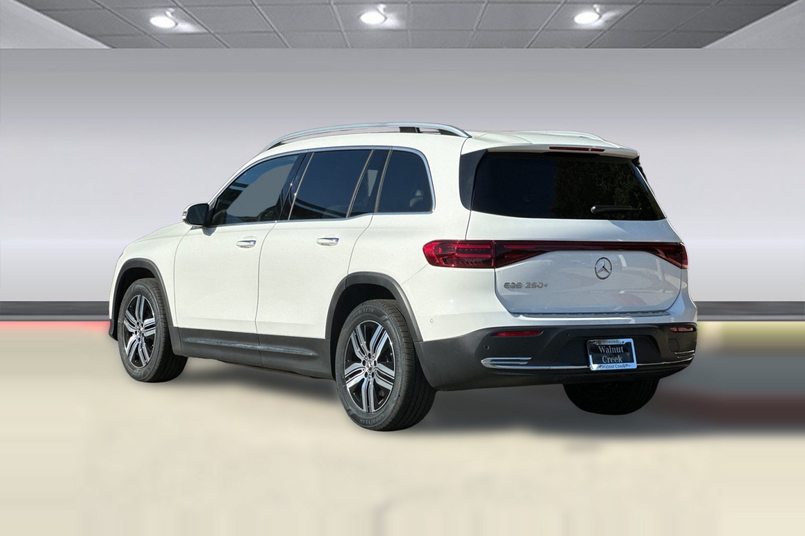 Certified 2024 Mercedes-Benz EQB 250+ image 3
