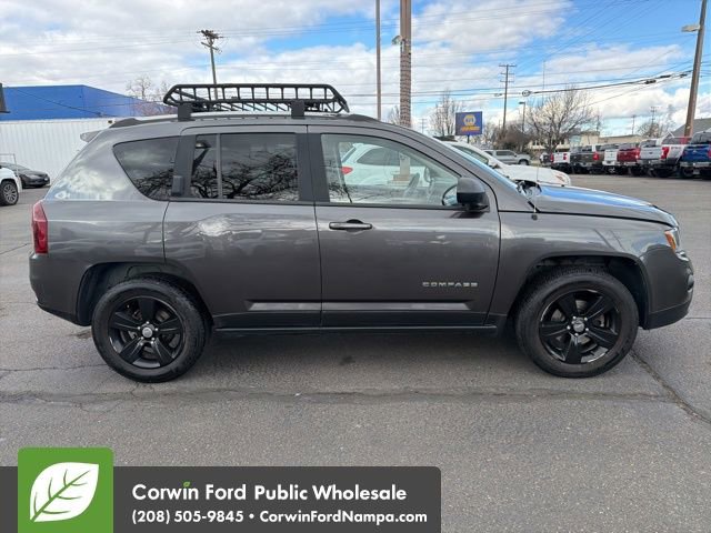 Used 2017 Jeep Compass Sport w/ Power Value Group image 4