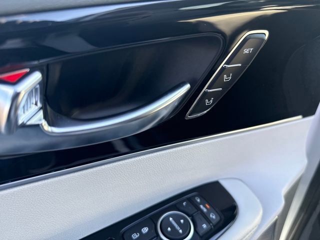 Used 2019 Kia Sorento SX w/ SX Touring Package image 11