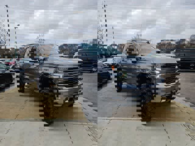 Used 2022 Chevrolet Silverado 1500 RST w/ Safety Package image 3