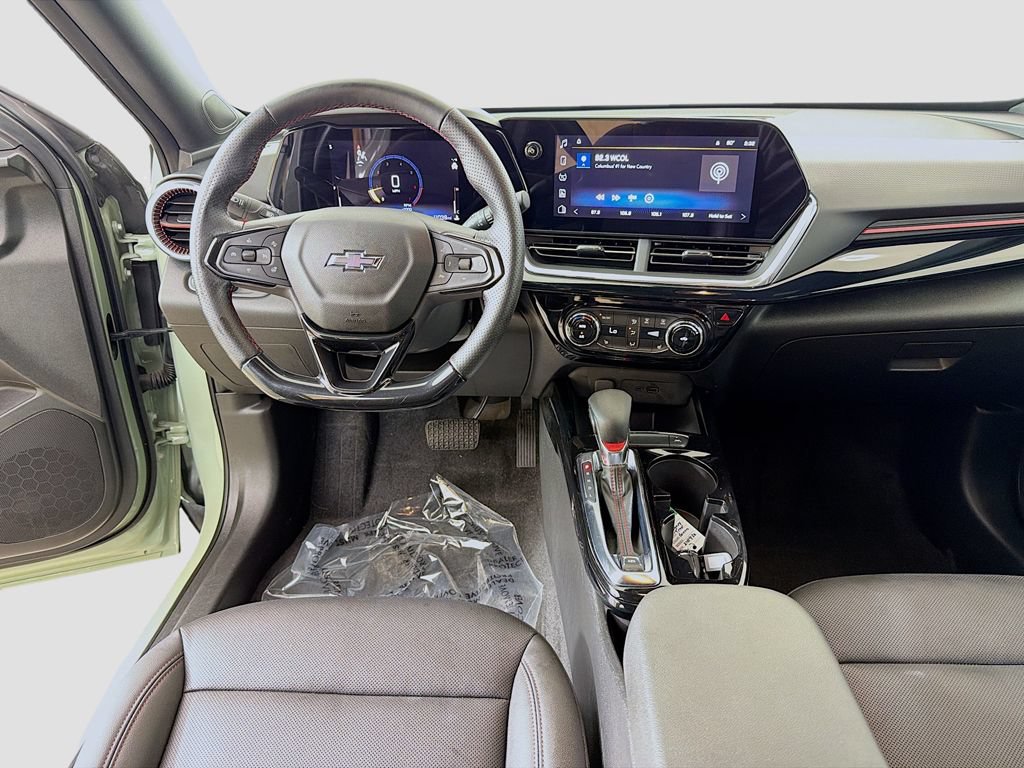 Used 2024 Chevrolet Trax RS w/ Driver Confidence Package FWD image 25