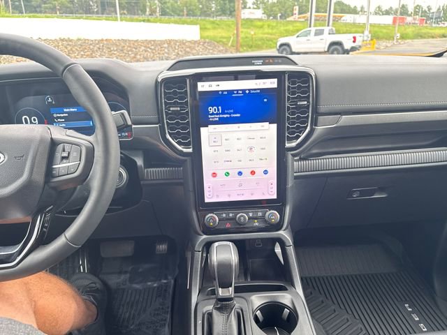 Used 2024 Ford Ranger Lariat image 17