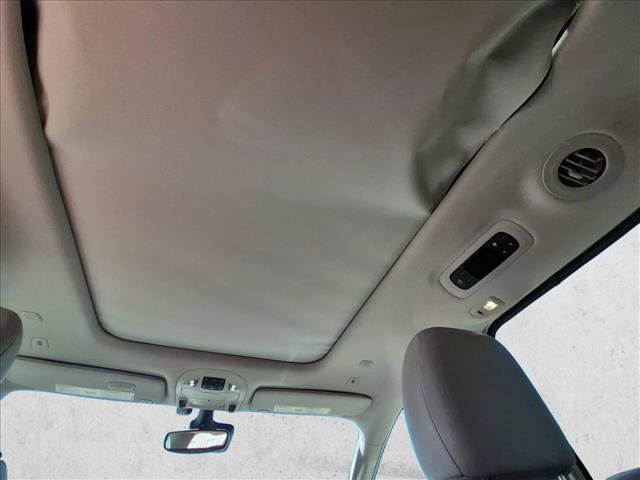 Used 2018 Chrysler Pacifica Limited w/ Advanced Safetytec Group FWD image 21