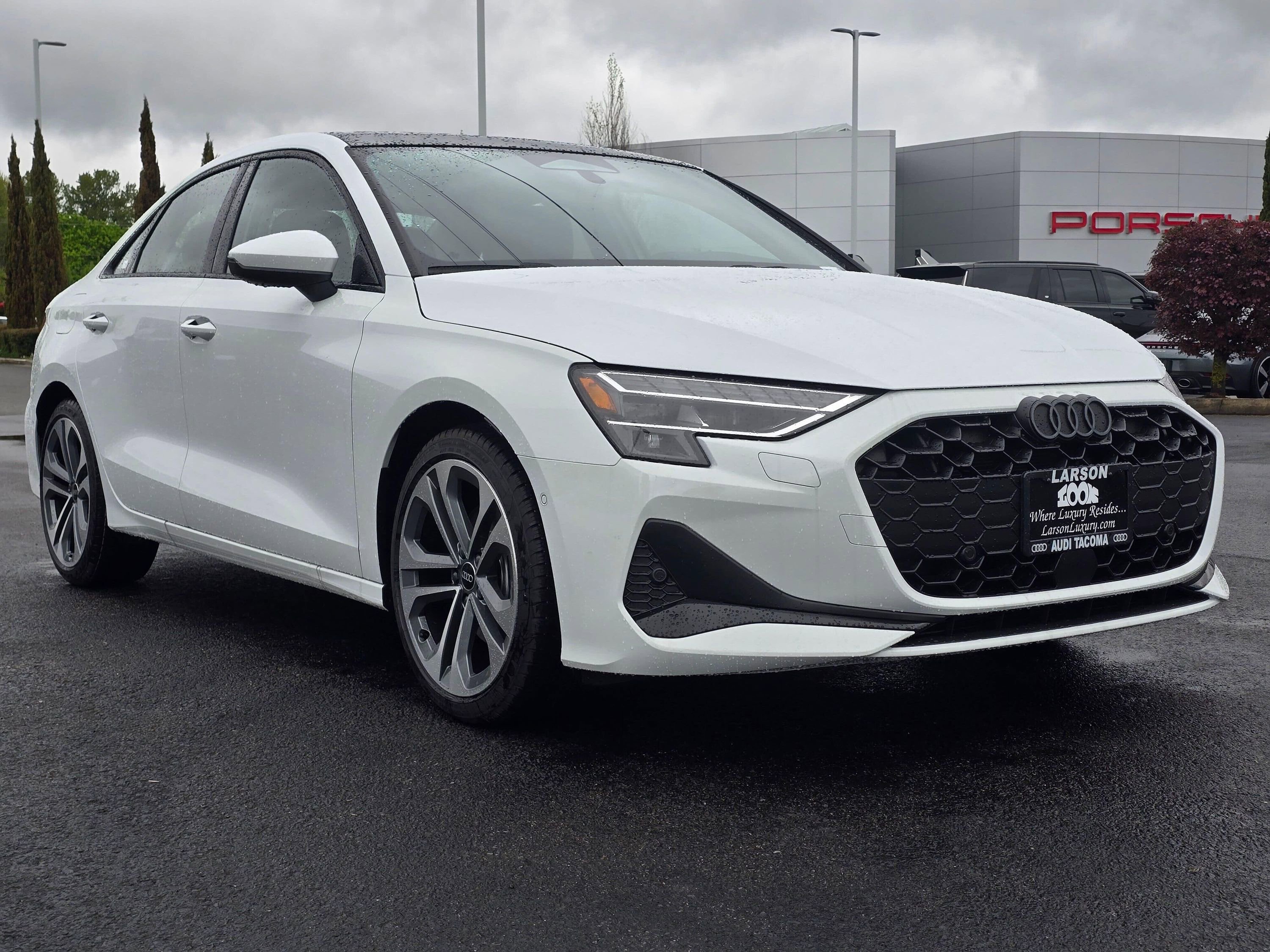 Used 2023 Audi Q4 e-tron Premium Plus RWD image 7