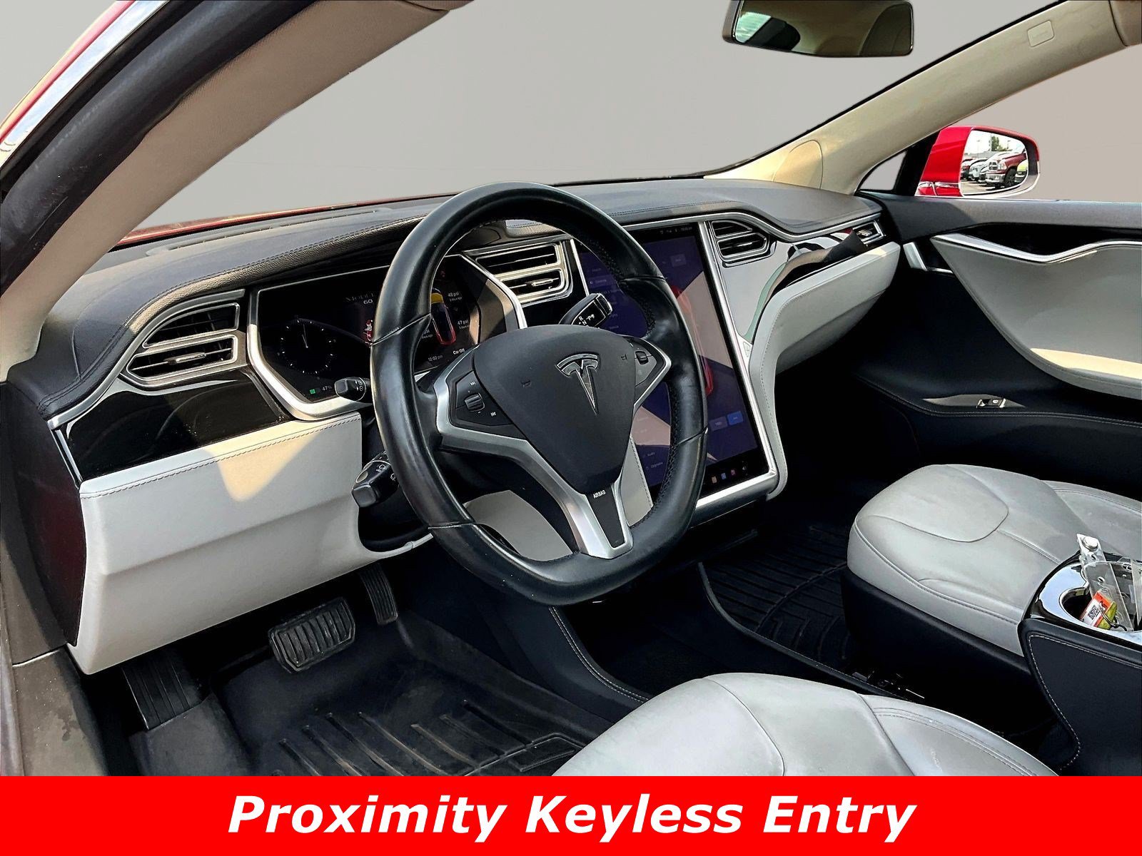 Used 2013 Tesla Model S RWD image 17