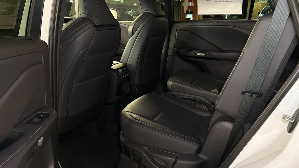 New 2026 Lexus TX 500h AWD image 10