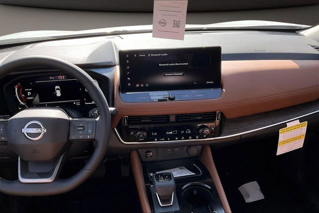 New 2026 Nissan Rogue Platinum image 6