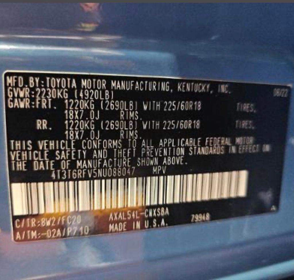 Used 2022 Toyota RAV4 SE w/ Convenience Package image 9