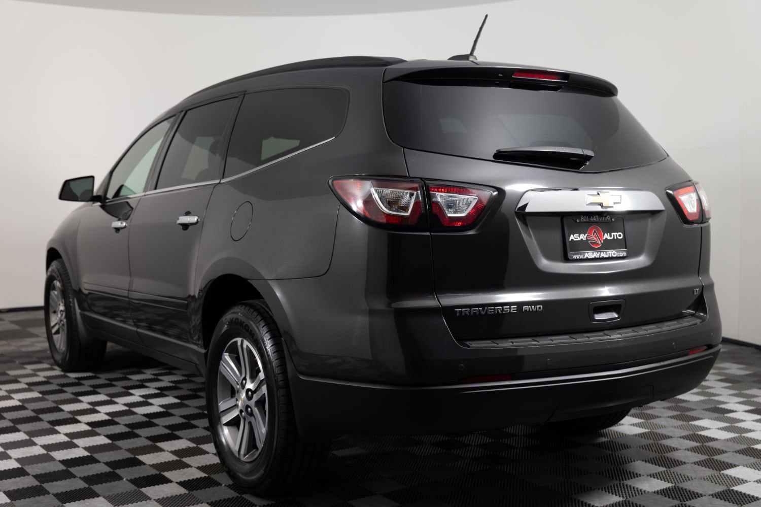 Used 2017 Chevrolet Traverse LT image 5