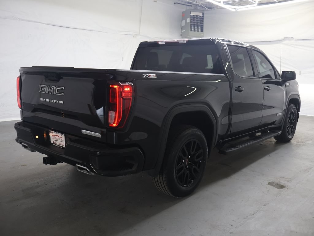 Used 2024 GMC Sierra 1500 Elevation w/ LPO, Elevation Black Package AWD/4WD image 7