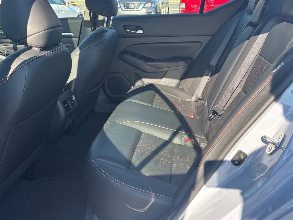 Used 2024 Nissan Altima 2.0 SR image 13