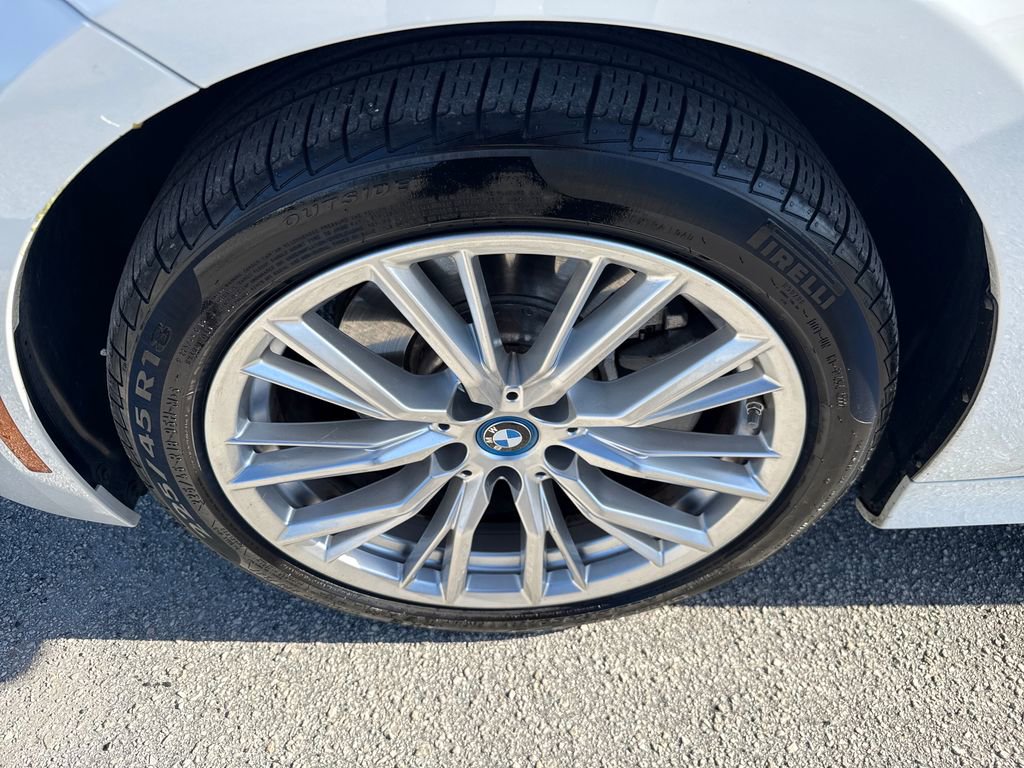 Used 2023 BMW 330e w/ Premium Package image 13